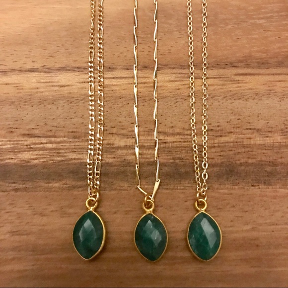 Last 1! 🌟HP 10/28🌟Emerald Gemstone Necklace - Picture 5 of 5